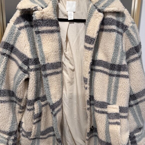 H&M Sherpa Plaid Shacket - Picture 5 of 7